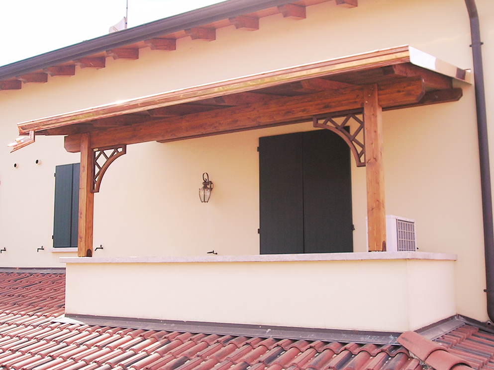 Creazione Copri Balcone in Legno a Viadana, Casalmaggiore, Reggio